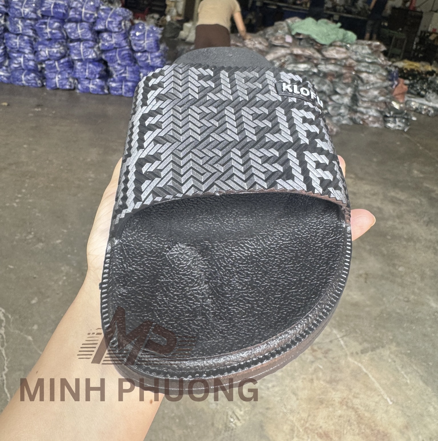 Dép Đi Trong Nhà Unisex Siêu Nhẹ – Êm Ái & Thời Trang Tiết kiệm 27% - Ảnh 6